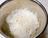中華スープ♪さしみのツマを麺がわりに作り方1写真