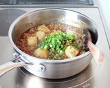 甘味のある煮汁で【里芋のそぼろ煮】作り方5写真