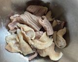 もつ唐揚げ　カリサクピリ辛作り方1写真