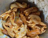 もつ唐揚げ　カリサクピリ辛作り方2写真