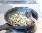 旨味たっぷり【マカロニのトマトチーズ焼き作り方3写真