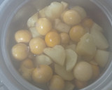 じゃが芋ときんかん（鶏の卵）の煮物作り方3写真