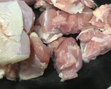 鶏もも肉ときゃべつの塩麹炒め作り方2写真