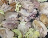 鶏もも肉ときゃべつの塩麹炒め作り方3写真