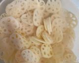 彩り綺麗　蓮根のきんぴら作り方1写真