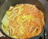 白菜と豚肉でチキンラーメン作り方5写真