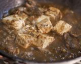 痺れる辛さがたまらない！黒ゴマ麻婆豆腐作り方7写真