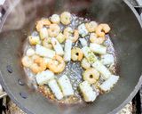 シーフードミックスとニラの玉子丼作り方4写真