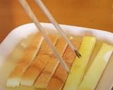 食パン耳で☆おしゃれ生ハムスティック作り方1写真