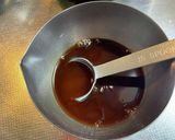 にんにくの芽と鶏肉の醤油黒胡椒炒め作り方1写真