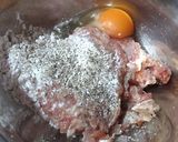 材料2つ、長ネギと鶏モモ肉で”ネギト”作り方3写真