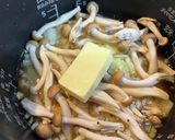 炊飯器で、しめじ ガーリックバターライス作り方9写真