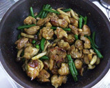 冷凍いんげんと鶏もも肉のカレー炒め作り方5写真