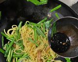 ニラとメンマの旨醤油焼きそば作り方4写真