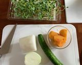 生野菜と柿のサラダ作り方1写真