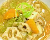 蓮根と残り野菜の具たくさんの胡麻味噌汁作り方4写真