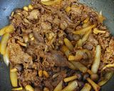 牛肉としめじのケチャップ炒め作り方5写真