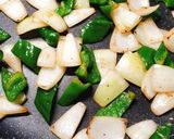 鶏もも肉と玉ねぎピーマンのカレー炒め作り方7写真