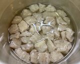 簡単に作れるよ! 山形 醤油味の芋煮作り方1写真