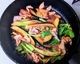 茄子とチンゲン菜と豚肉の炒め物作り方5写真