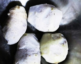 厨房ばあばぁ！新里芋の煮っ転がし。作り方1写真