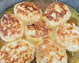 デミソースをたっぷり！煮込みハンバーグ作り方5写真