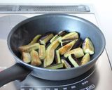 茄子だけで美味しい【茄子のごま炒め】作り方4写真