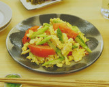 阿蘇野菜で簡単！トマトとアスパラの卵炒め作り方1写真