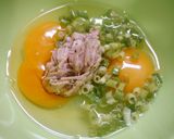 簡単！主菜になるツナの卵焼き　　作り方1写真