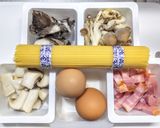 ベーコンとキノコのカルボナーラ作り方1写真