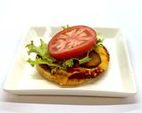 チーズバーガーにトマトとレタスをプラス作り方5写真