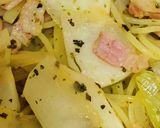 カブとベーコンのパスタ〔ペペロンチーノ〕作り方3写真