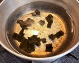 今日のみそ汁。 鱈と愉快な家族味噌汁作り方4写真