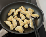 やわらか鶏むね肉と長ねぎの甘酢炒め。作り方3写真