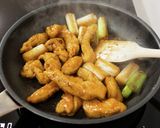 やわらか鶏むね肉と長ねぎの甘酢炒め。作り方5写真