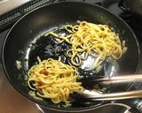 手作りパスタのペペロンチーノで食べ比べ作り方6写真