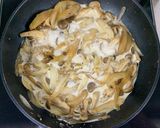 鶏肉とキノコクリームの洋風春巻き作り方3写真