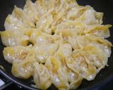 簡単！肉餃子　ピリ辛ネギ生姜風味作り方8写真