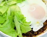 煮込みハンバーグで簡単ガパオライス作り方2写真