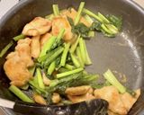 【楽めし】鶏胸肉と小松菜の醤油マヨ炒め作り方4写真