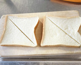 ウインナーと玉ねぎだけのピザトースト作り方1写真