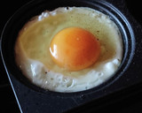 パパっとおつまみ★もやしと目玉焼き作り方4写真