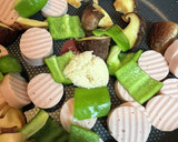 魚肉ソーセージとピーマン椎茸炒め作り方3写真