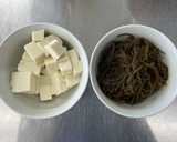 冷凍を使用！もずくのみそ汁作り方1写真