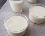 クリームチーズムースのいちごソース添え作り方1写真