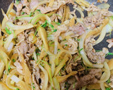 豚小間とごぼうの生姜焼き風炒め作り方6写真