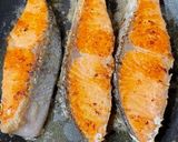 子供も大好き★鮭のガリバタ醤油焼き！作り方3写真