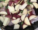 鶏肉といんげんさつま芋オリーブオイル炒め作り方2写真