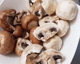 ワインに合う♪きのこ薫る鶏肉のクリーム煮作り方1写真