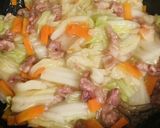 白菜たっぷり消費●豚肉とにんじんで三宝菜作り方8写真
